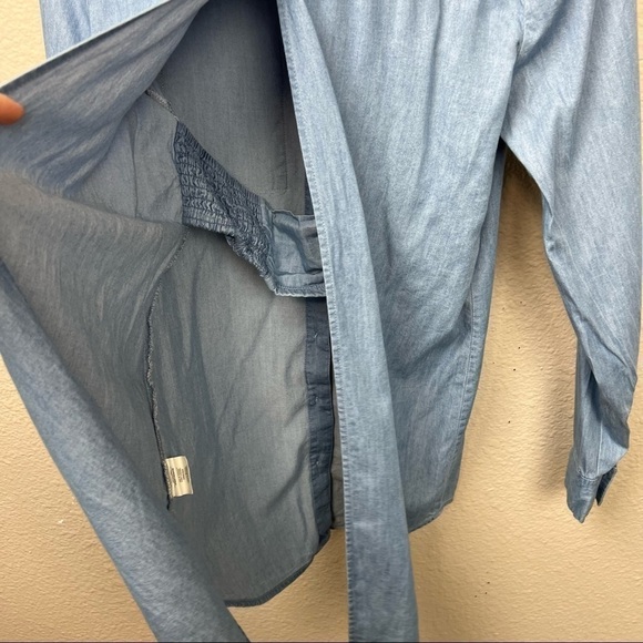 GB Gianni Bini Split Back Chambray Tunic - Picture 4 of 7